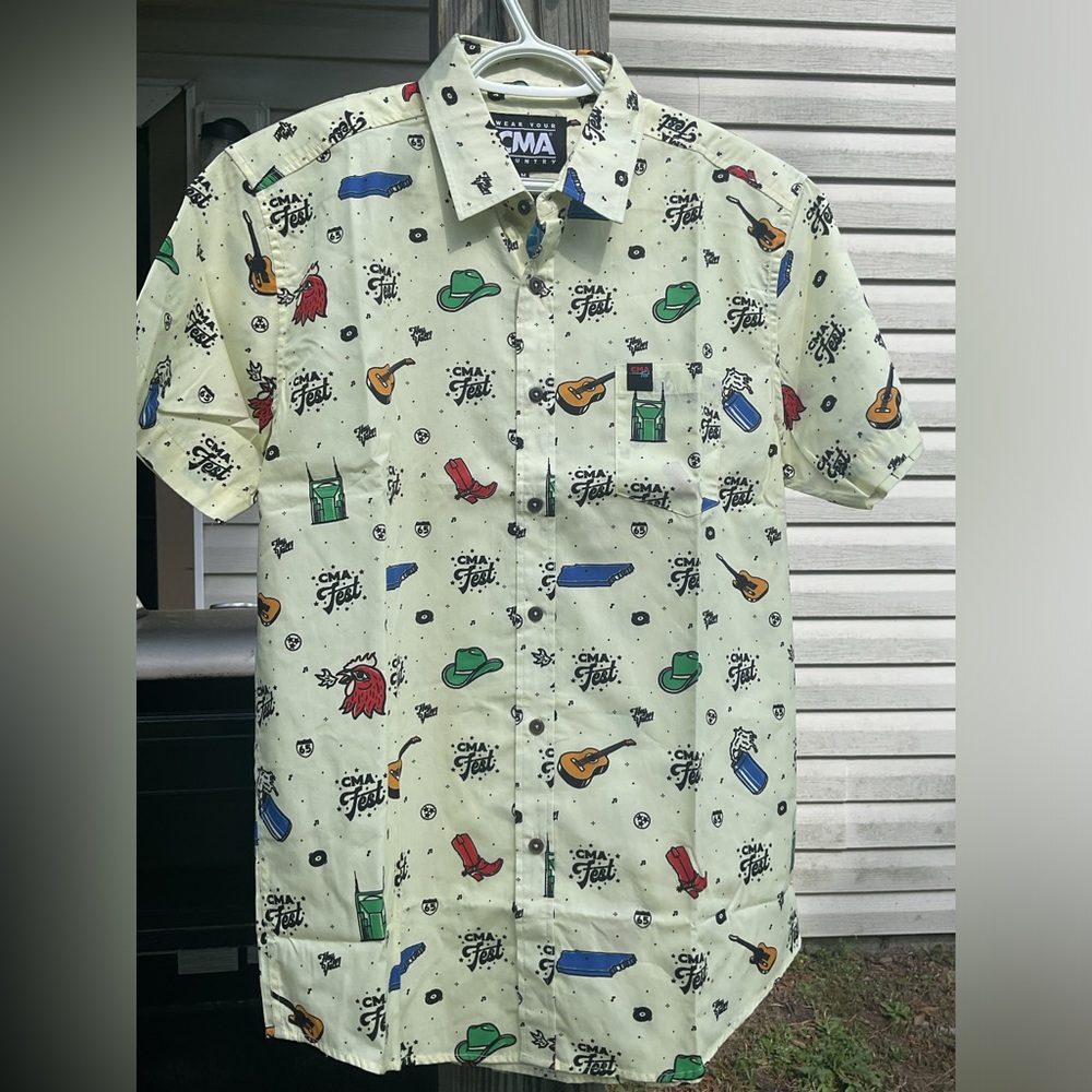 Men's Short Sleeve Button Down Shirt Yellow CMA Size M